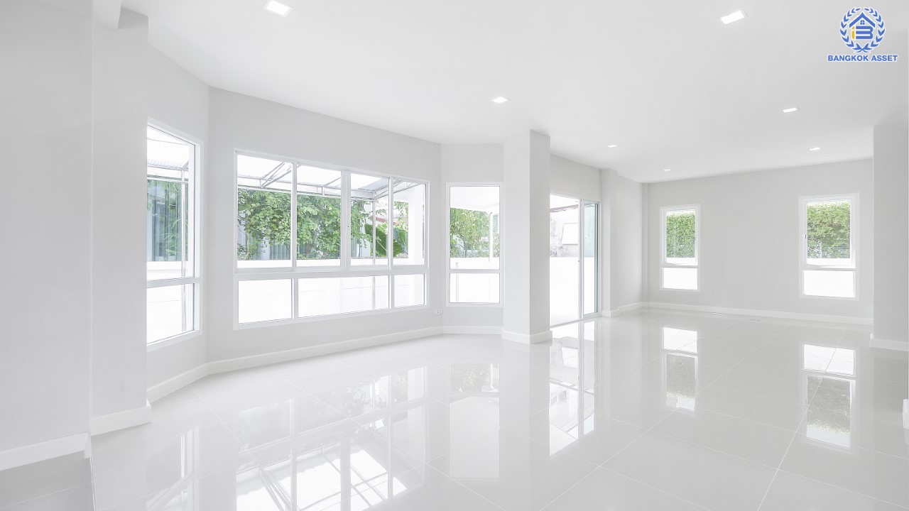 บ้านมือสองตกแต่งใหม่ ม.มณีรินทร์พาร์ค รัตนาธิเบศร์-ท่าอิฐ แบรนด์ Property Perfect เนื้อที่ 71.3 ตร.ว. ฟังก์ชัน 4 ห้องนอน 3 ห้องน้ำ 1 ห้องอเนกประสงค์ จอดรถได้ 4 คัน บนทำเลศักยภาพ เชื่อมต่อทั้ง ถ.รัตนาธิเบศร์ และถ.ราชพฤกษ์ ใจกลาง 2 เซ็นทรัลฯ  ใกล้ทางด่วนงามวงศ์วาน และเพียง 10 นาที ถึงรถไฟฟ้า "สถานีบางรักน้อยท่าอิฐ"